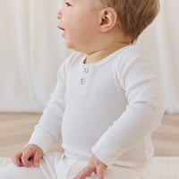 Organic Cotton Modal Everyday Legging - Milk Childrens Legging from Jamie Kay NZ