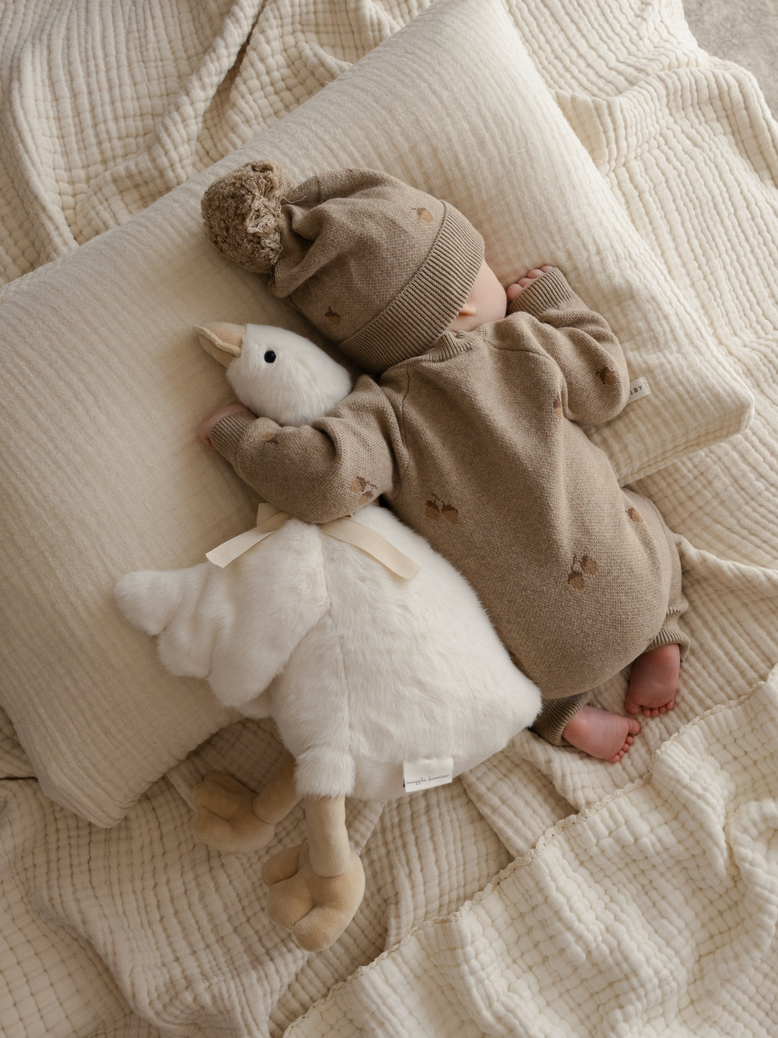 Snuggle Bunnies - Rose The Mummy Duck - Rose The Duck Childrens Toys from Jamie Kay NZ