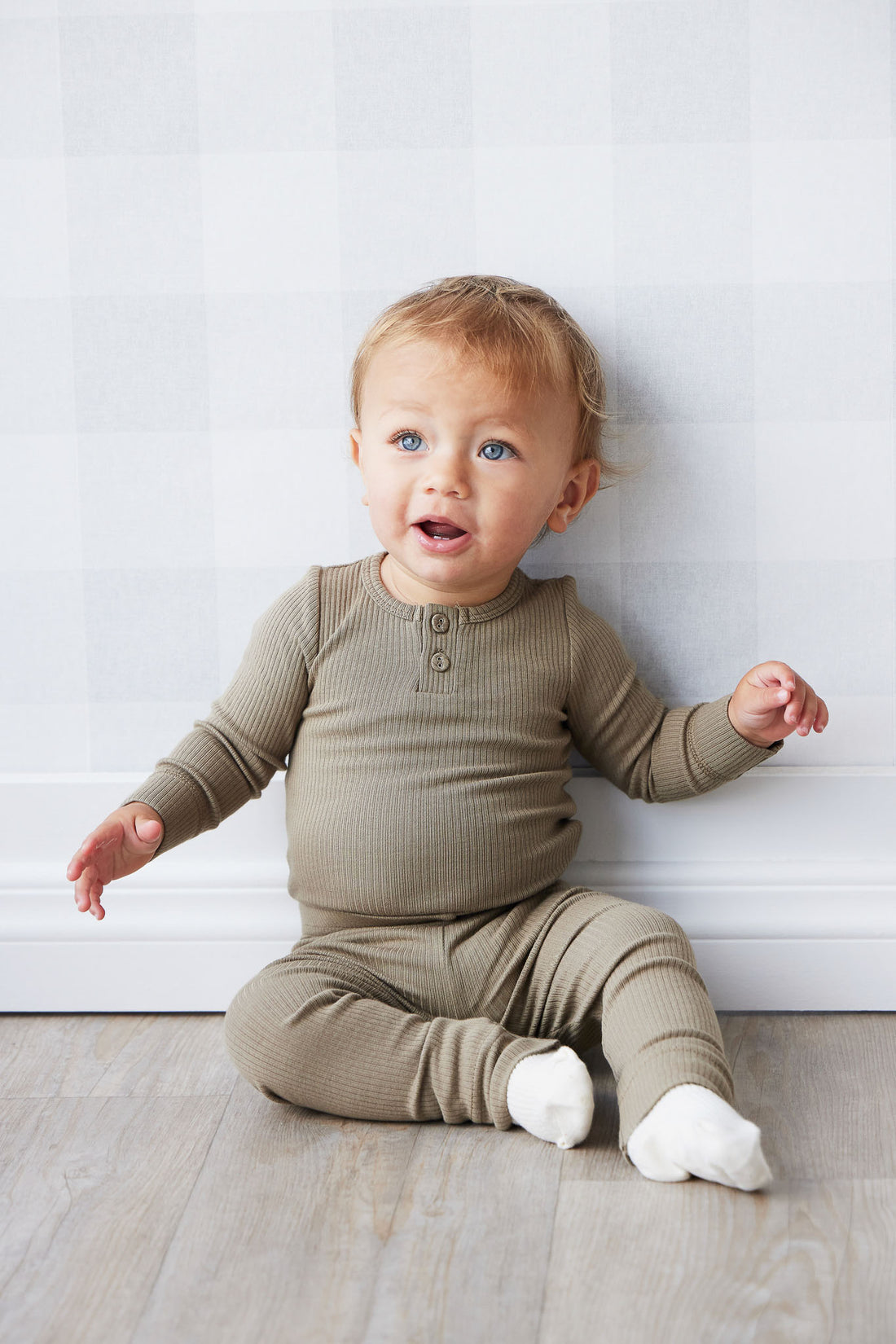 Organic Cotton Modal Elastane Legging - Oak Childrens Legging from Jamie Kay NZ