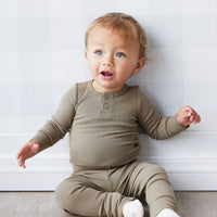 Organic Cotton Modal Elastane Legging - Oak Childrens Legging from Jamie Kay NZ