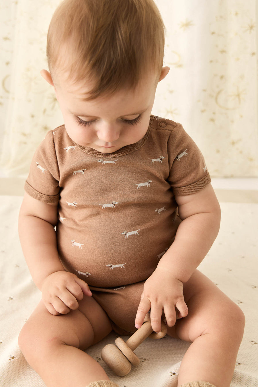 Organic Cotton Hudson Short Sleeve Bodysuit - Cosy Basil Spiced Childrens Bodysuit from Jamie Kay NZ