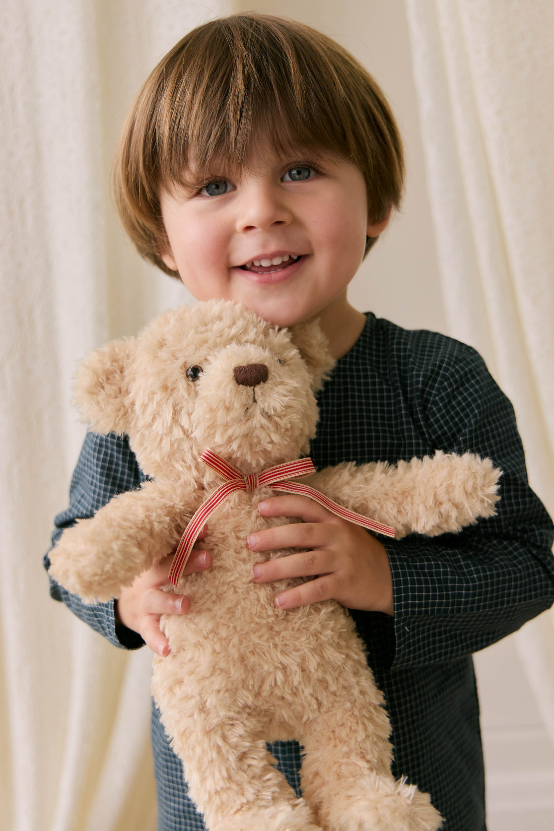 Snuggle Bunnies - Arthur the Bear - Arthur with Red Stripe Bow Childrens Toys from Jamie Kay NZ