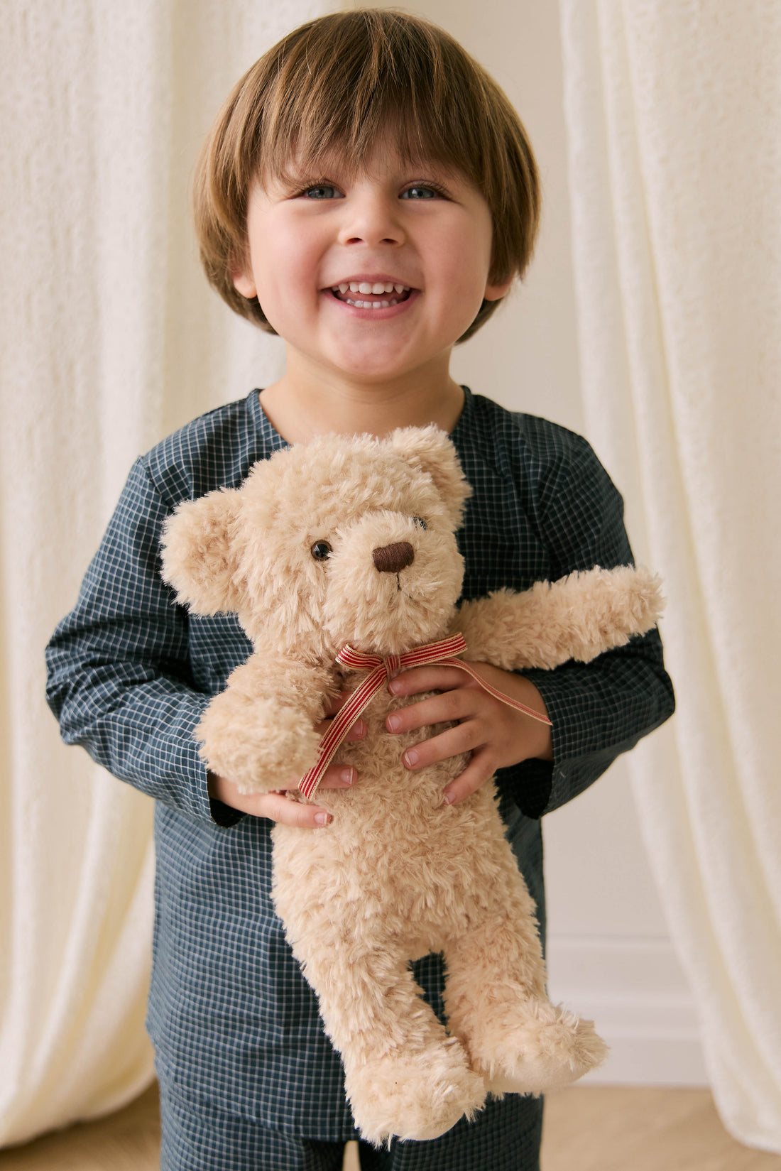 Snuggle Bunnies - Arthur the Bear - Arthur with Red Stripe Bow Childrens Toys from Jamie Kay NZ