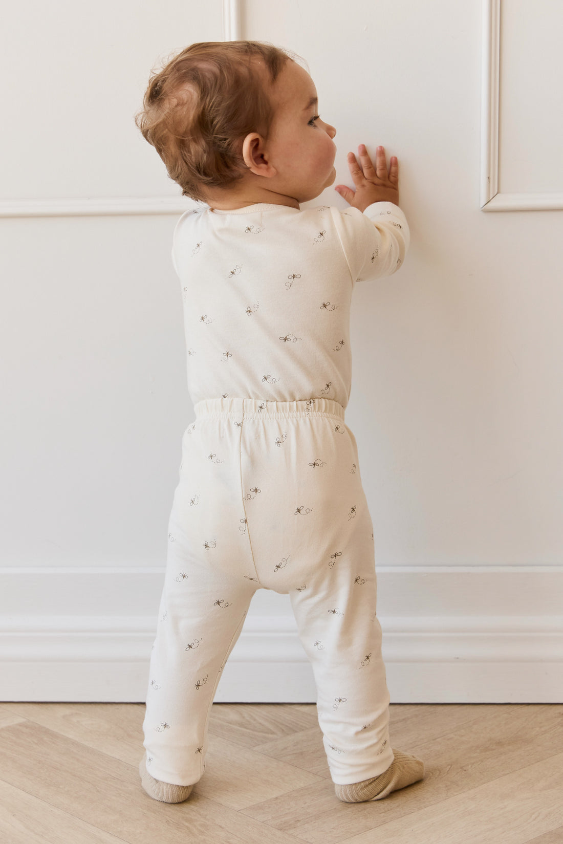 Organic Cotton Fernley Bodysuit - Bumblebees Childrens Bodysuit from Jamie Kay NZ