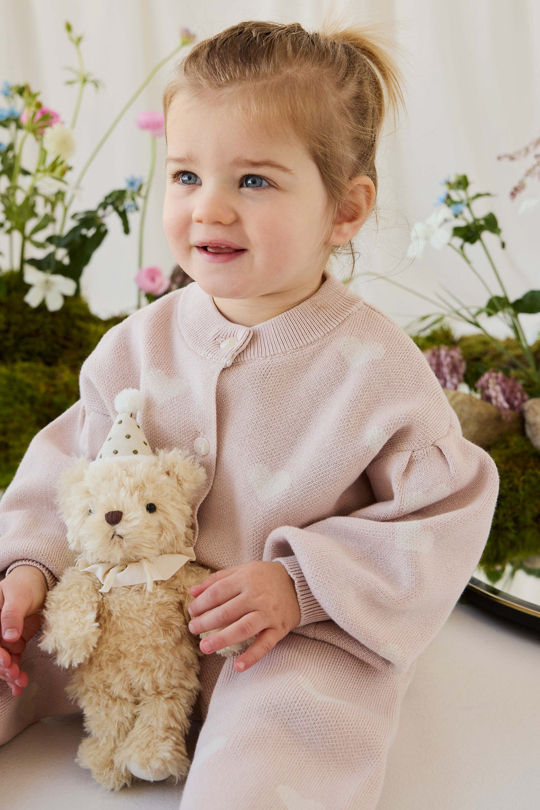 Snuggle Bunnies - Party Arthur - Ivory Childrens Toys from Jamie Kay NZ