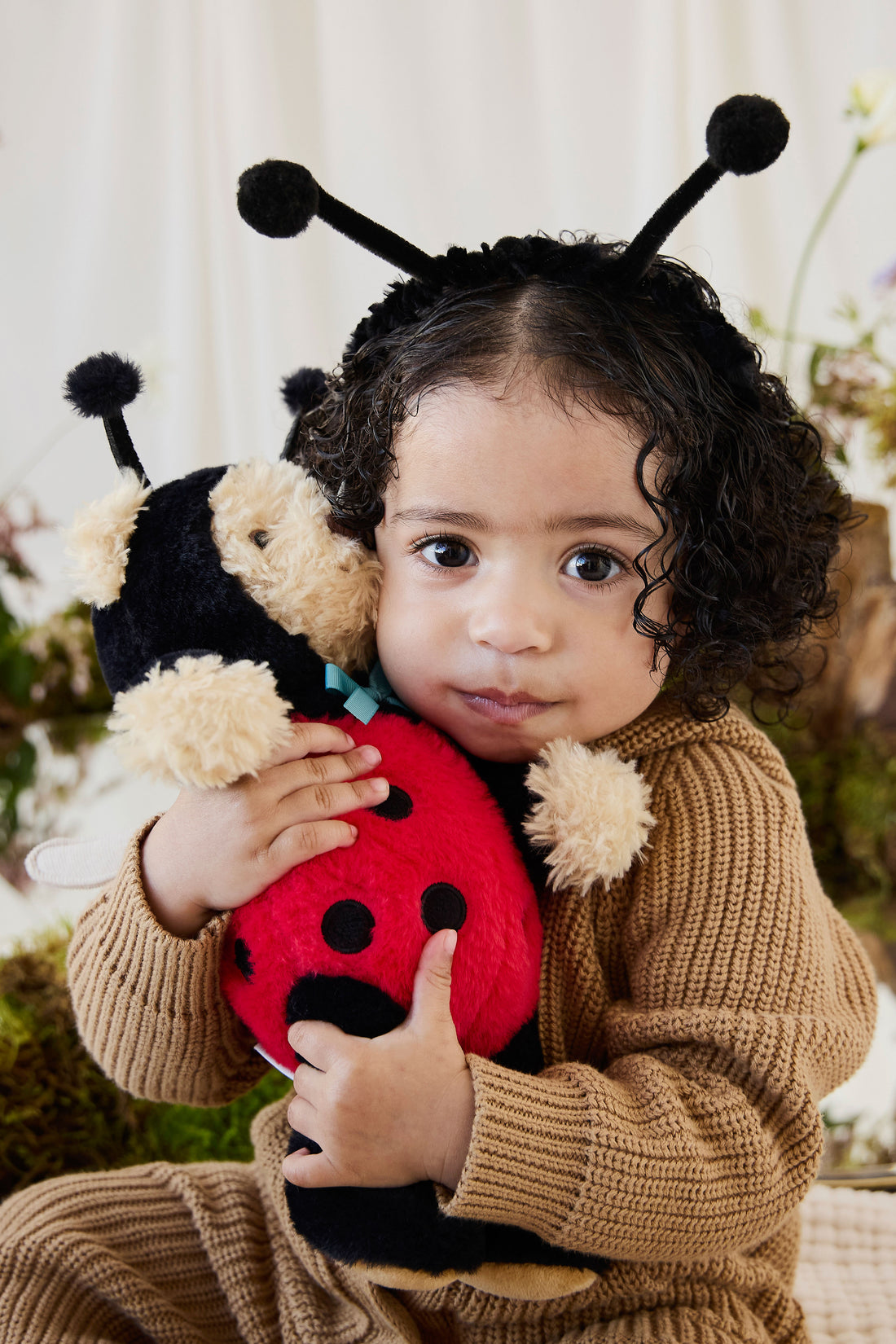 Snuggle Bunnies - Arthur the Bear - Lovebug Childrens Toys from Jamie Kay NZ