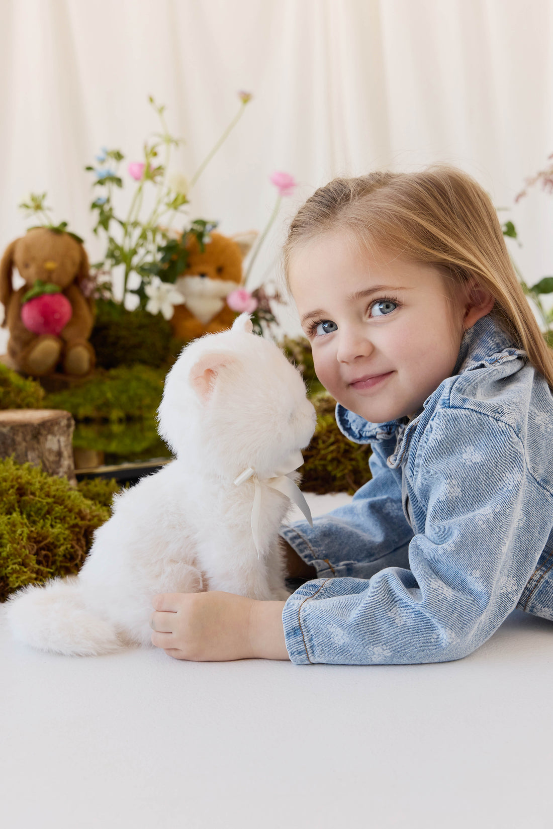 Snuggle Bunnies - Moon the Kitty - Snow Childrens Toys from Jamie Kay NZ