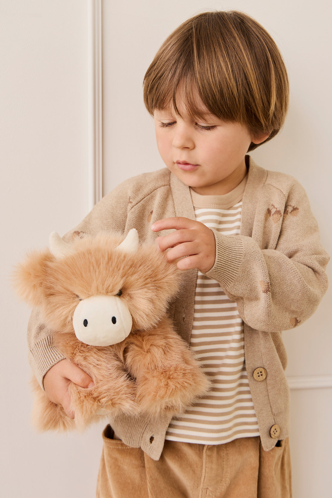 Snuggle Bunnies - Hilda The Highland Cow - Caramel Childrens Toys from Jamie Kay NZ