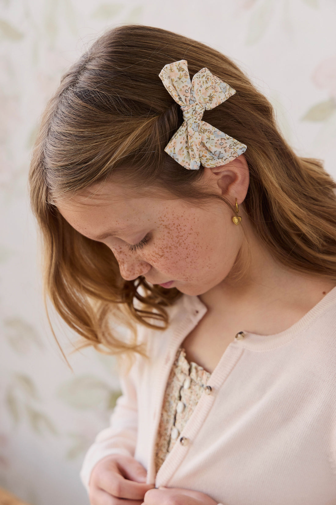 Dovie Bow - Tully Peach Childrens Bow from Jamie Kay NZ