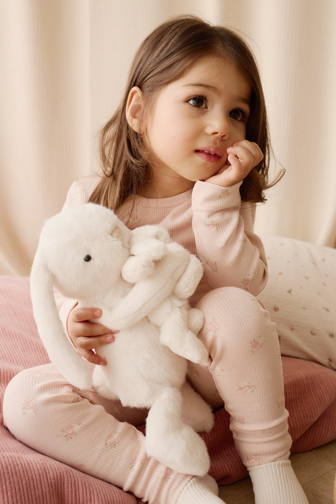 Snuggle Bunnies - Plush Frankie the Hugging Bunny - Marshmallow Childrens Toy from Jamie Kay NZ