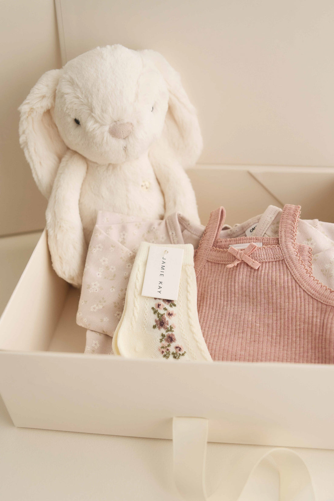 Gift Box - Newborn Childrens Gift Box from Jamie Kay NZ