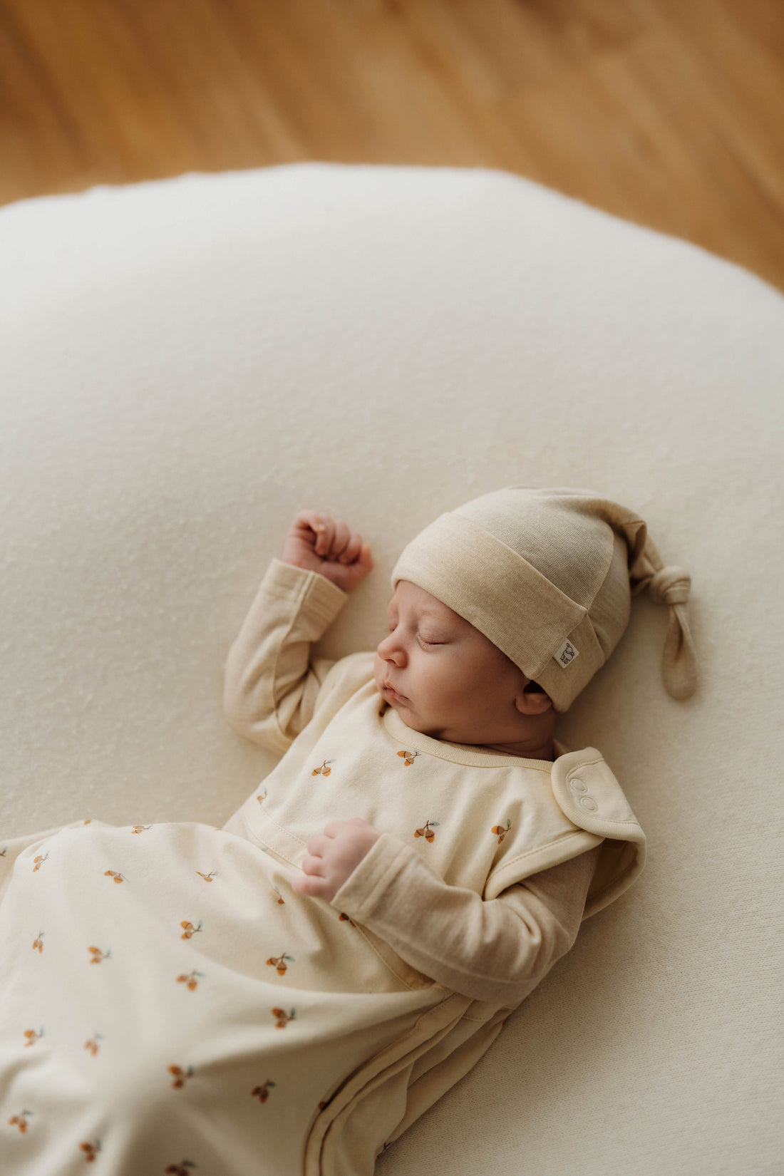 Merino Kids Go Go Bag All Seasons - Woodland Acorns White Childrens Sleeping Bag from Jamie Kay NZ