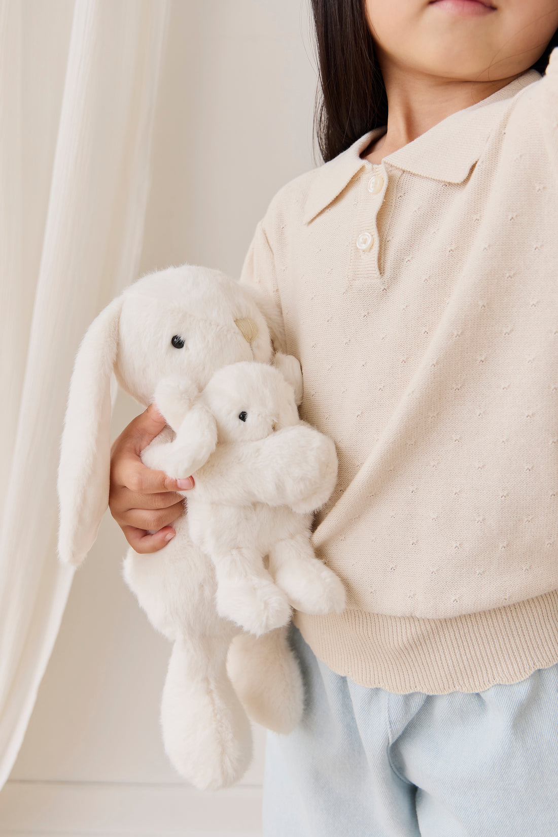 Snuggle Bunnies - Frankie the Hugging Bunny - Marshmallow Childrens Toy from Jamie Kay NZ
