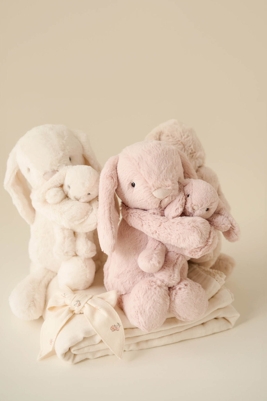 Snuggle Bunnies - Plush Frankie the Hugging Bunny - Brulee Childrens Toy from Jamie Kay NZ