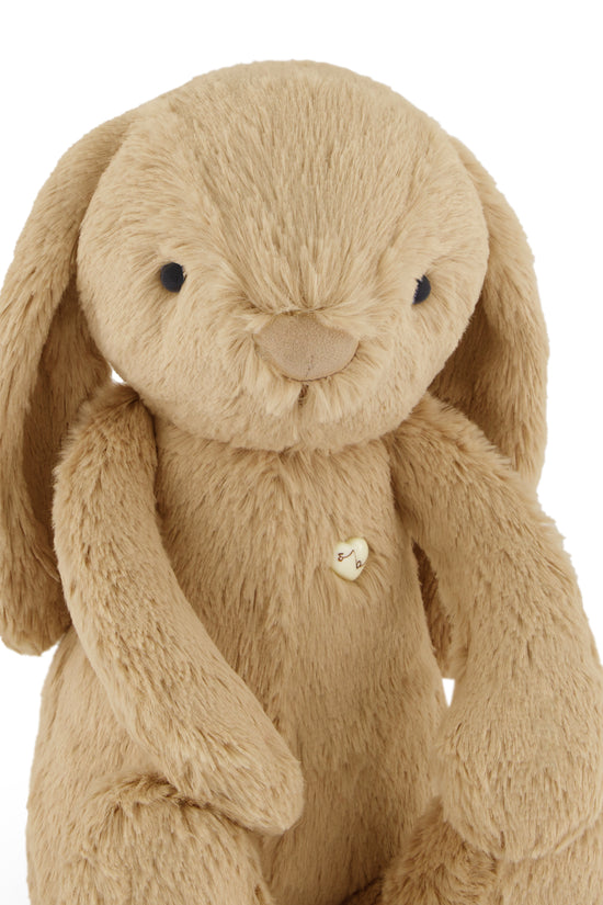Snuggle Bunnies - Penelope Keyring - Caramel