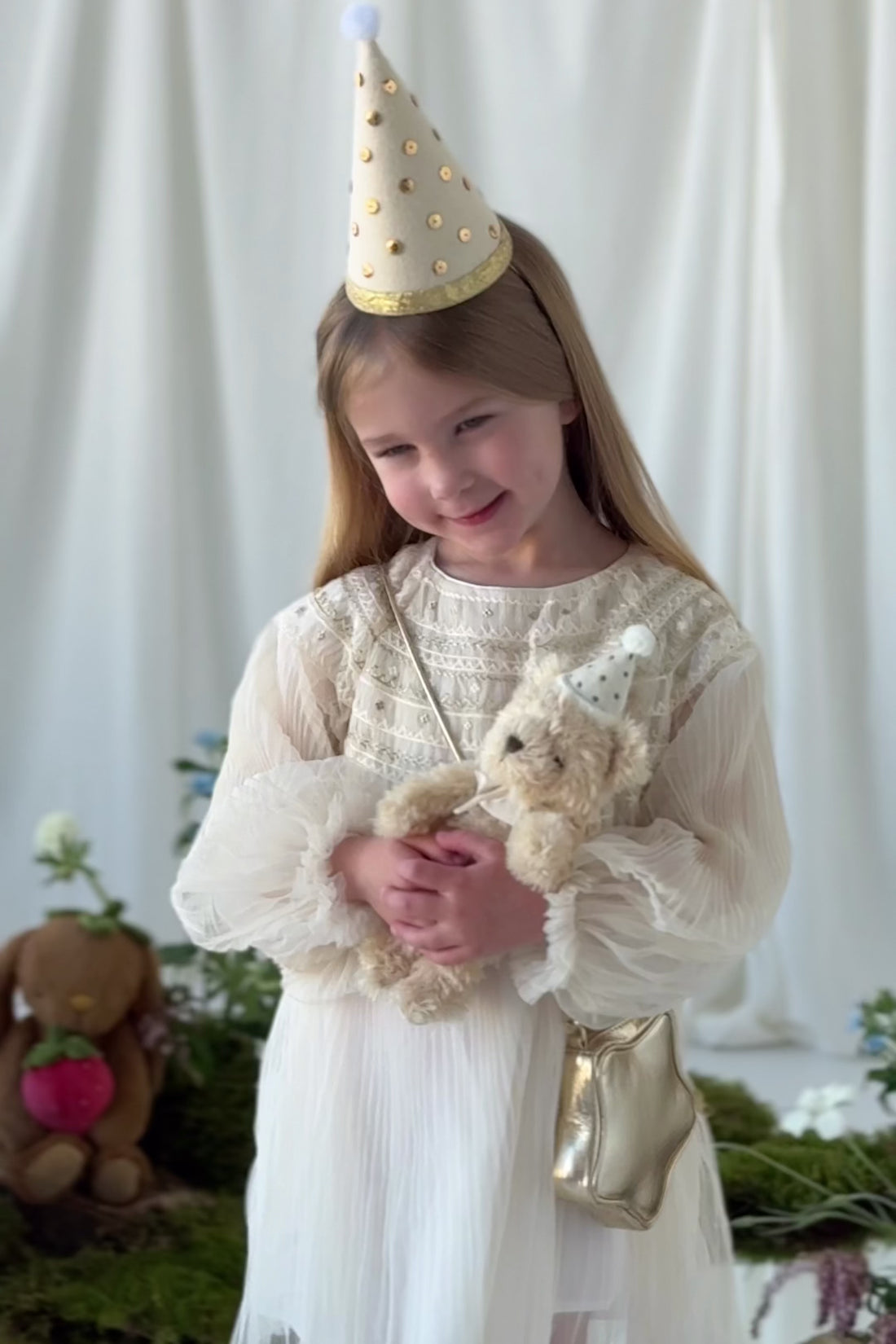 Snuggle Bunnies - Party Arthur - Ivory Childrens Toys from Jamie Kay NZ